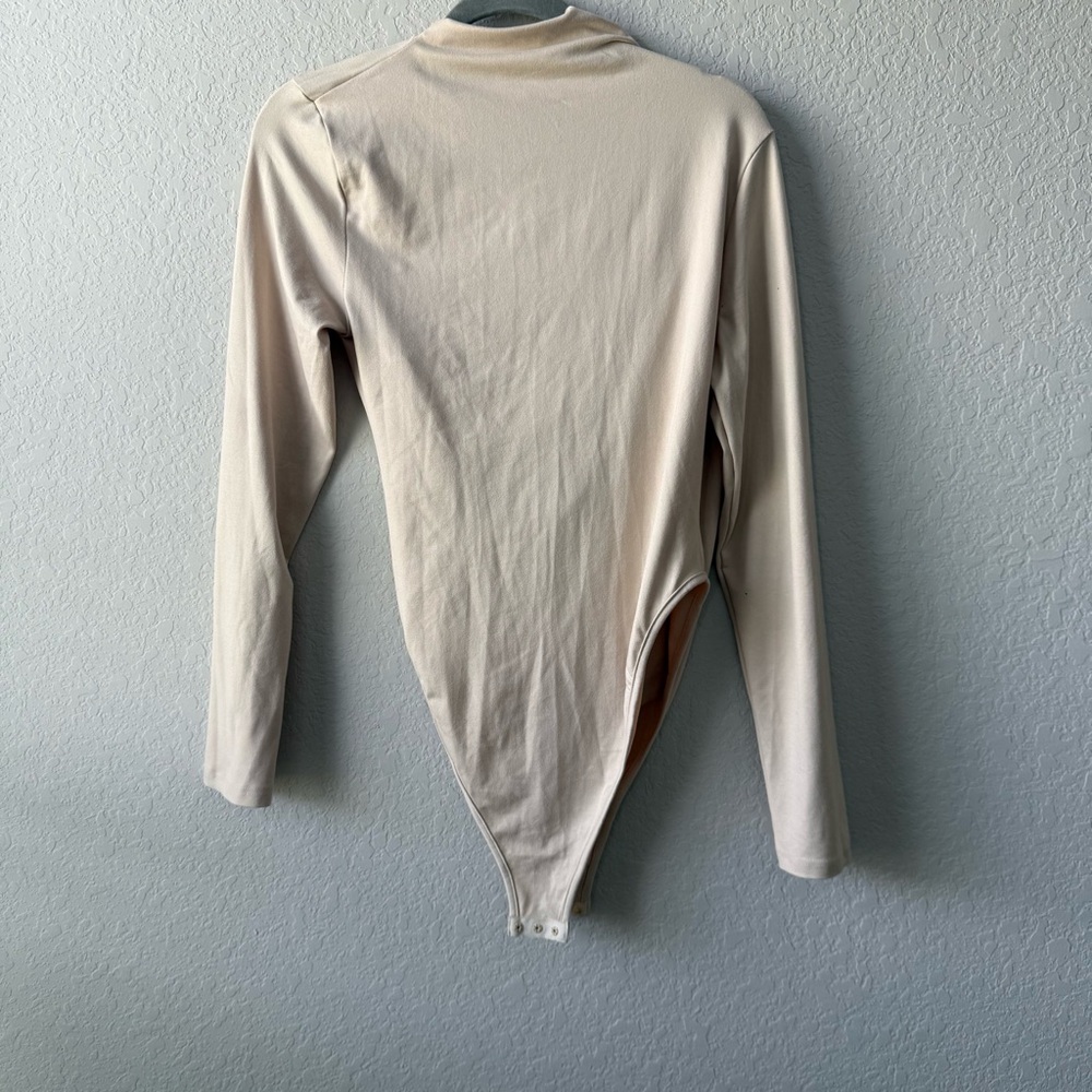 SHEIN Cream Draped Long Sleeve Bodysuit - Picture 2 of 4